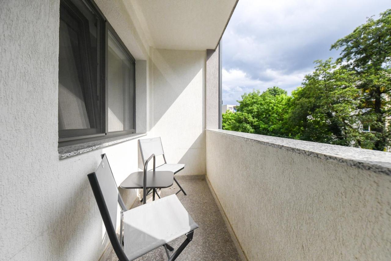 Modern Apartment In A Quiet Area Cluj-Napoca Extérieur photo